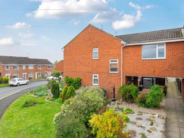 House for sale in Fishers Green, North Yorkshire