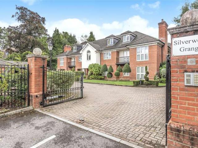 House for sale in Sunningdale