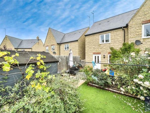 House for sale in Tingewick, Buckinghamshire