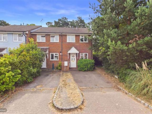 House for sale in Bagshot, Surrey Heath