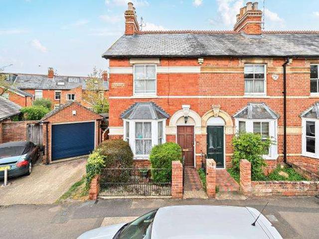 House for sale in Henley-on-Thames, Berrick Salome