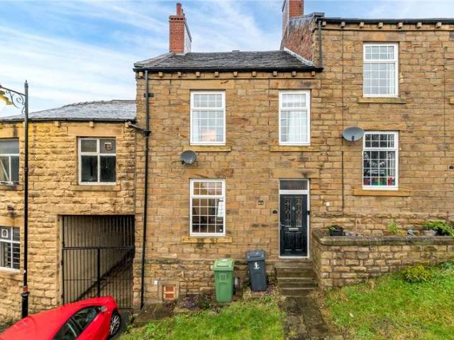 House for sale in Batley, West Yorkshire