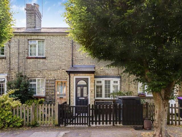 House for sale in Hertford, Colliers End