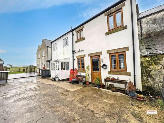 House for sale in Stanley