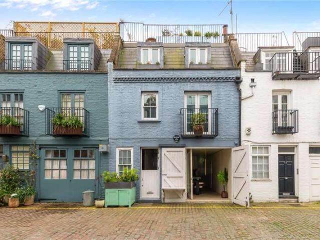 House for sale in North Kensington, Greater London