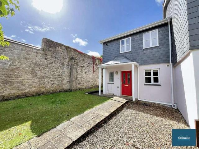 House for sale in Penryn, Cornwall