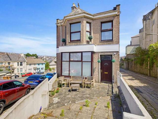 House for sale in Morice Town, Mount Wise