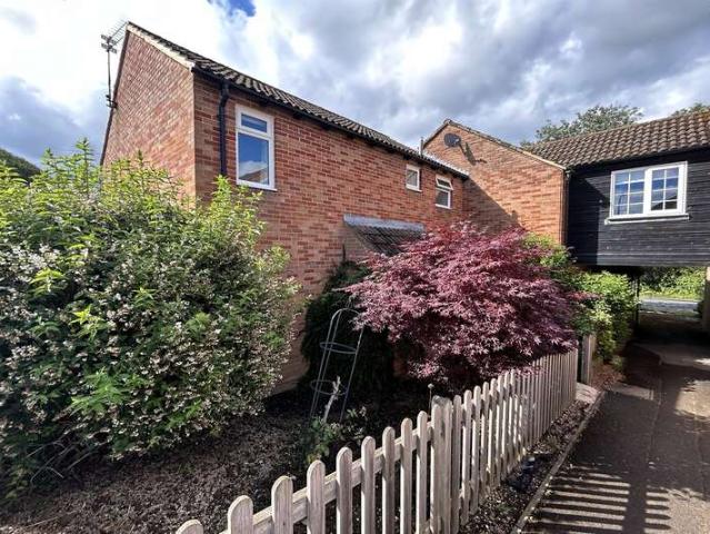 House for sale in Lunnon, Buckinghamshire