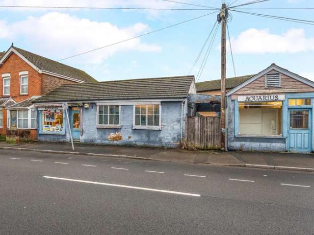 House for sale in Fole, Surrey