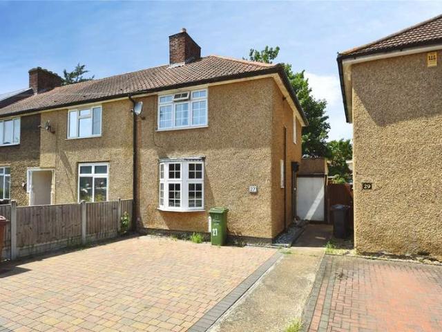 House for sale in Dagenham, Greater London
