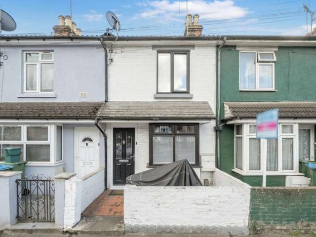 House for sale in Quarrendon, Aylesbury