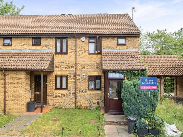 House for sale in London Borough of Hillingdon, Greater London