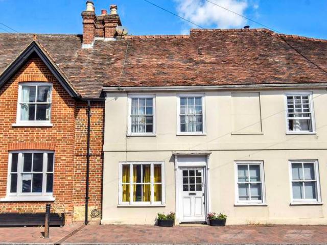 House for sale in The Butts, Kent
