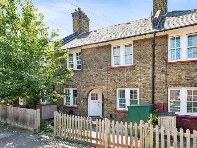 House for sale in Furzedown, Greater London