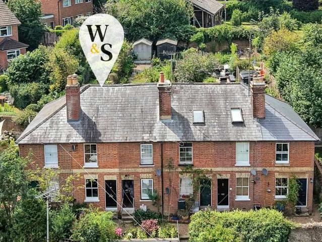 House for sale in Tower Hill, Pachesham Park