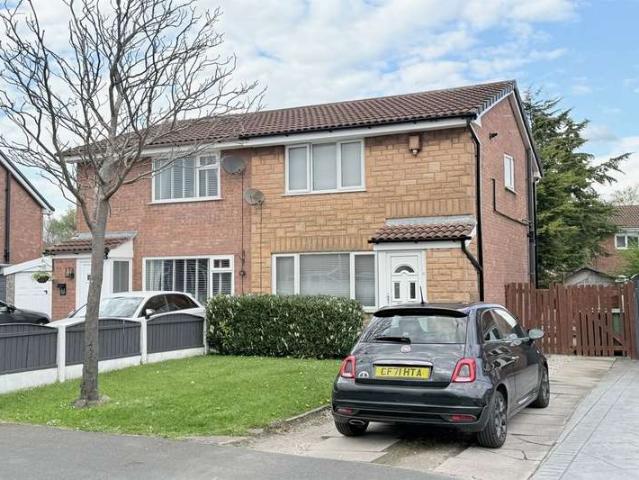 House for sale in Burtonwood and Westbrook, Warrington