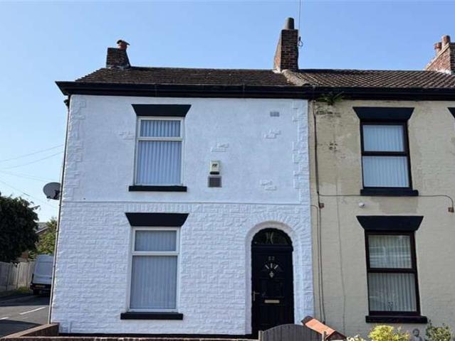 House for sale in Halton