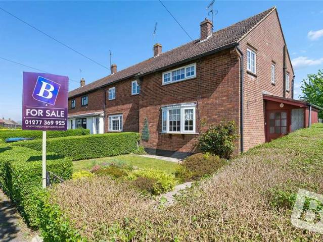 House for sale in Ongar, Epping