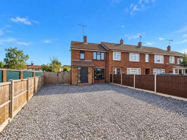 House for sale in Lightwater, Surrey Heath