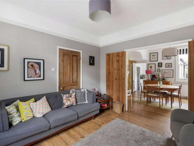 House for sale in Peckham, Greater London