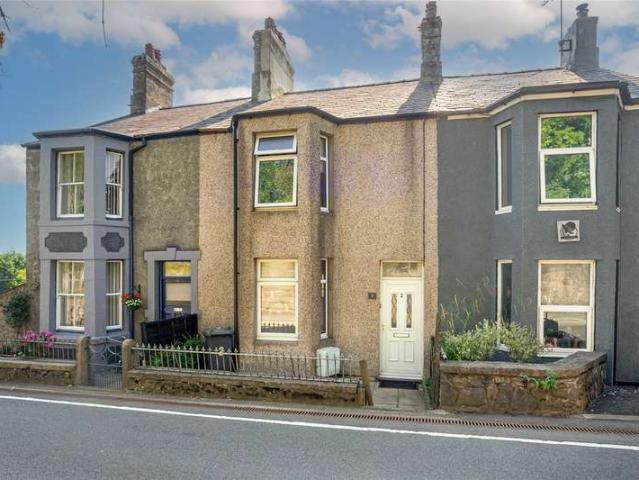 House for sale in Llangefni, Wales