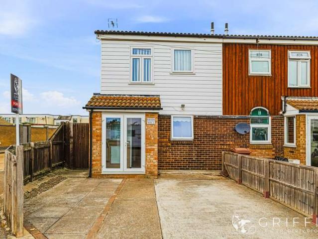 House for sale in Tilbury, Essex