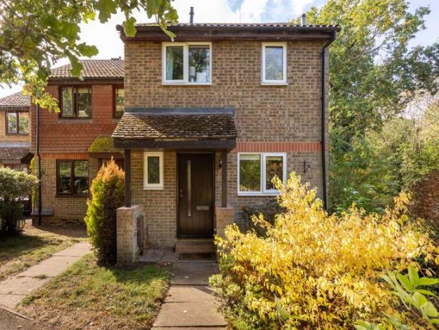 House for sale in Jacobs Well, Guildford