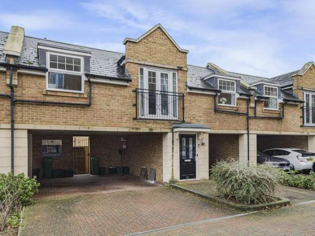 Maisonette for sale in Greater London