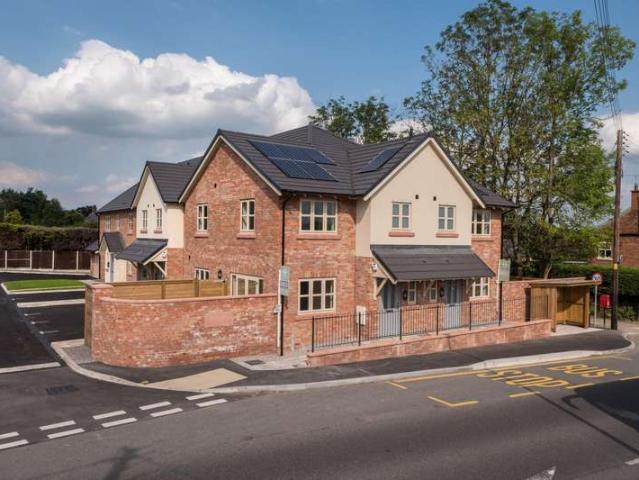 House for sale in Calveley
