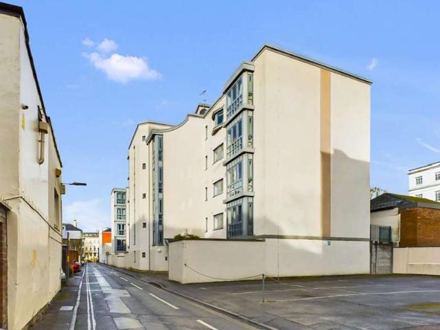 House for sale in Montpellier, Golden Valley