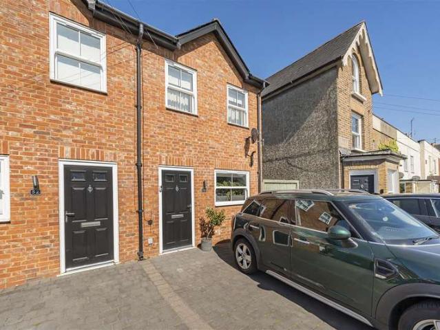 House for sale in Windsor, Clewer Green