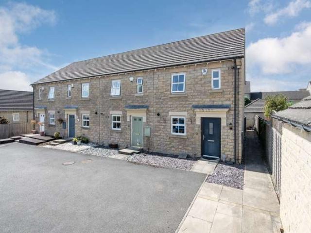 House for sale in Bingley, West Yorkshire