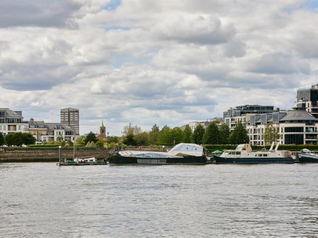 House for sale in Imperial Wharf, Greater London