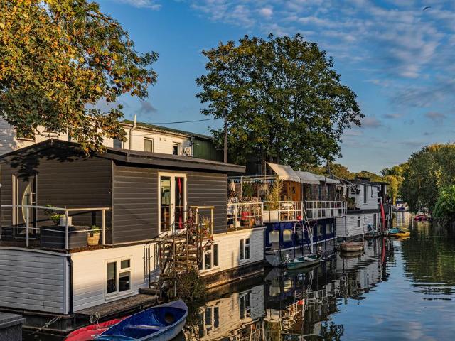 House for sale in Strawberry Hill, Greater London