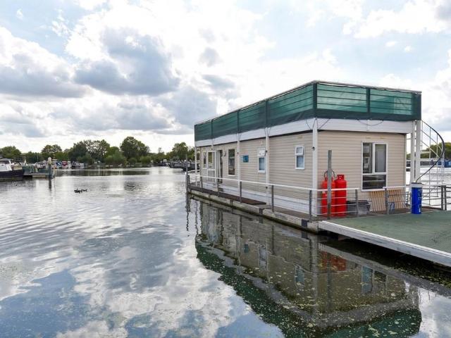 House for sale in Wyton, Huntingdon