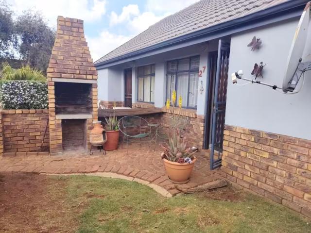 House for sale in Bonaero Park, City of Ekurhuleni Metropolitan Municipality