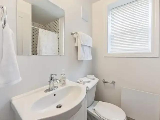 House for rent in Burlington, Ontario