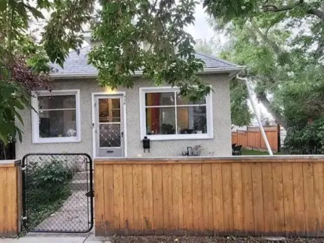 House for rent in Renfrew, Calgary