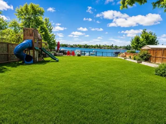 House for rent in Chestermere, Alberta