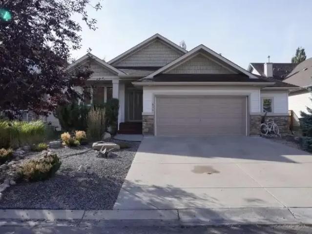 House for rent in Chestermere, Alberta