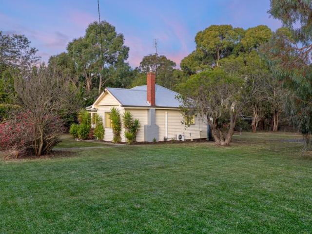 House for sale in Creswick, Shire of Hepburn