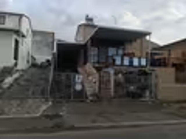 House for sale in Chatsworth, Kwazulu-natal