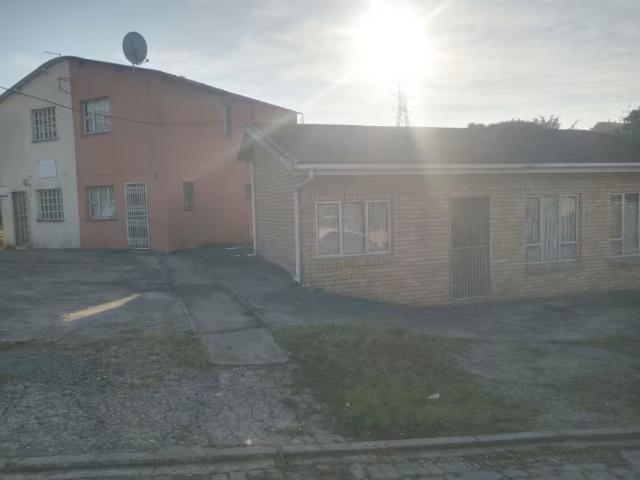 House for sale in Crossmoor, eThekwini Metropolitan Municipality