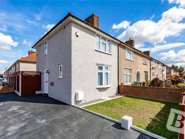 House for sale in Dagenham, Barking And Dagenham