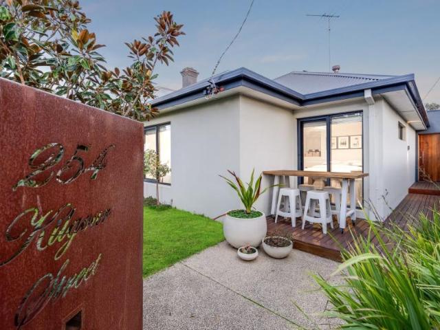 House for sale in East Geelong, Geelong