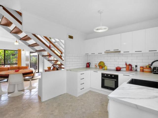 House for sale in Edge Hill, Cairns