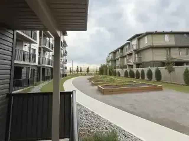 House for rent in Wedgewood, Alberta