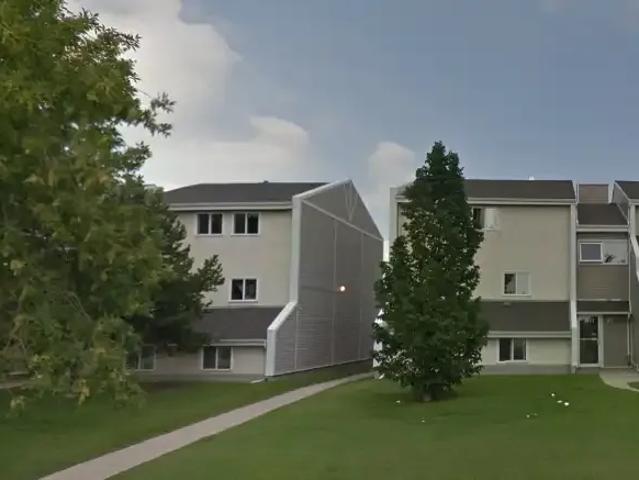 House for rent in Wedgewood, Alberta