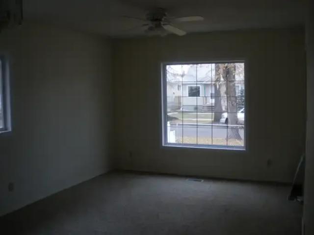 House for rent in Wedgewood, Alberta