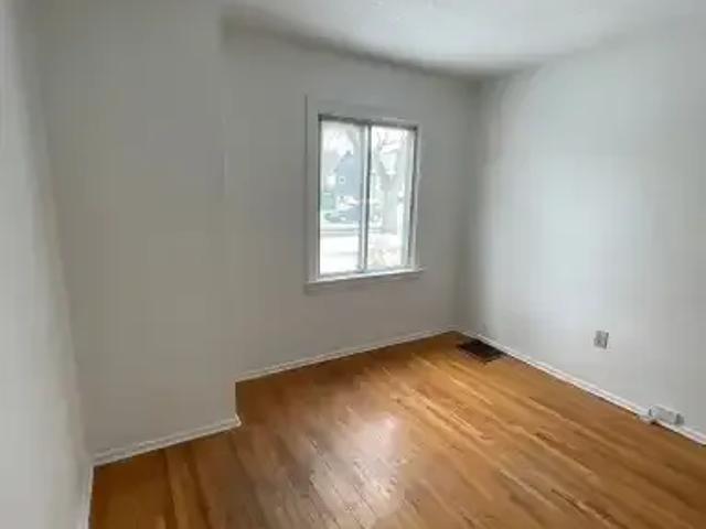 House for rent in Wedgewood, Alberta